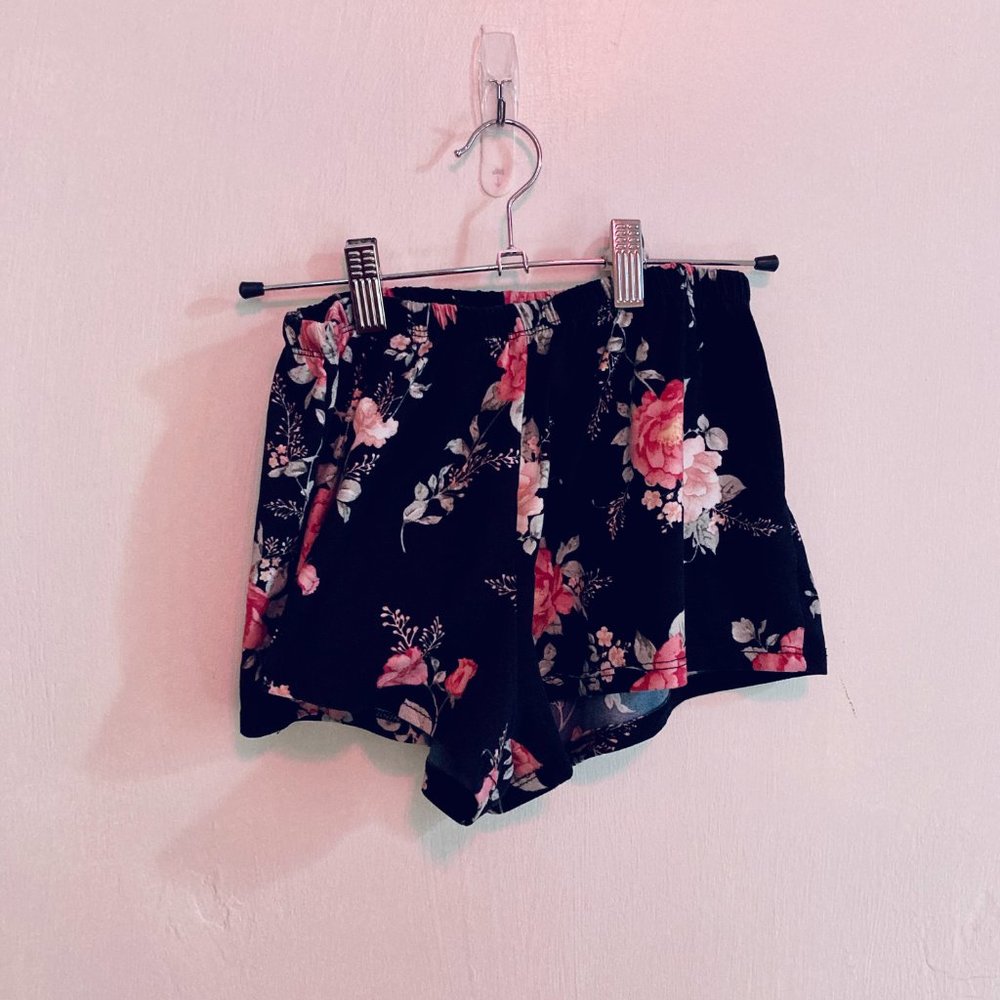 Floral Black & Pink Satin Robe and Short Set - Women's Intimates - Picture 3 of 5